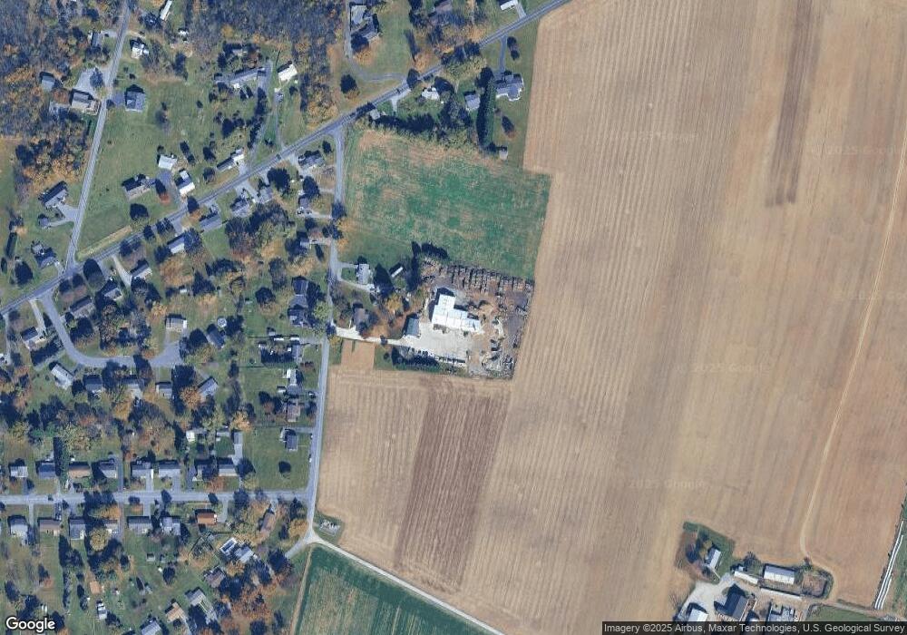 15640 Oak Rd, Waynesboro, PA 17268 - photo 1