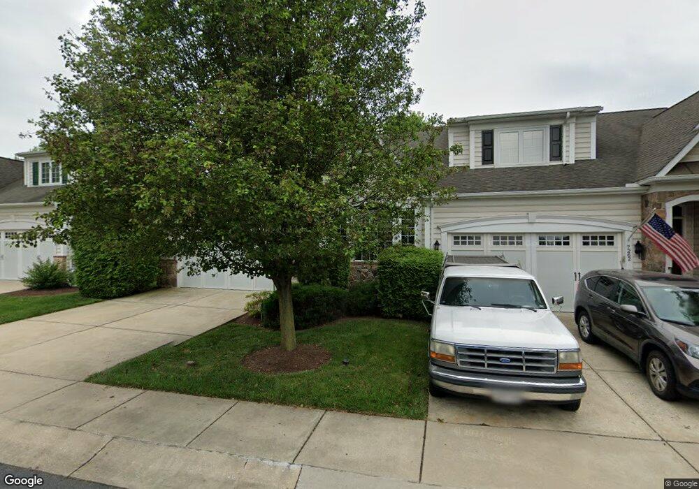 7266 Pebble Creek Dr, Elkridge, MD 21075 - photo 1