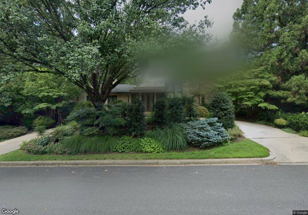 2820 31st St NW, Washington, DC 20008 - photo 1