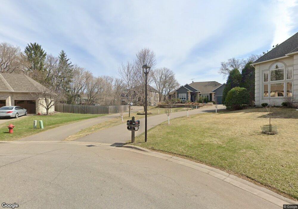 17308 Bridgewater Cir, Minnetonka, MN 55345 - photo 1