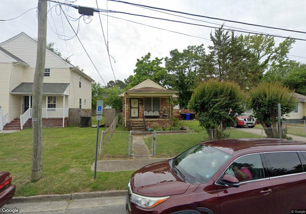 211 Gilmerton Ave, Portsmouth, VA 23704 - photo 1