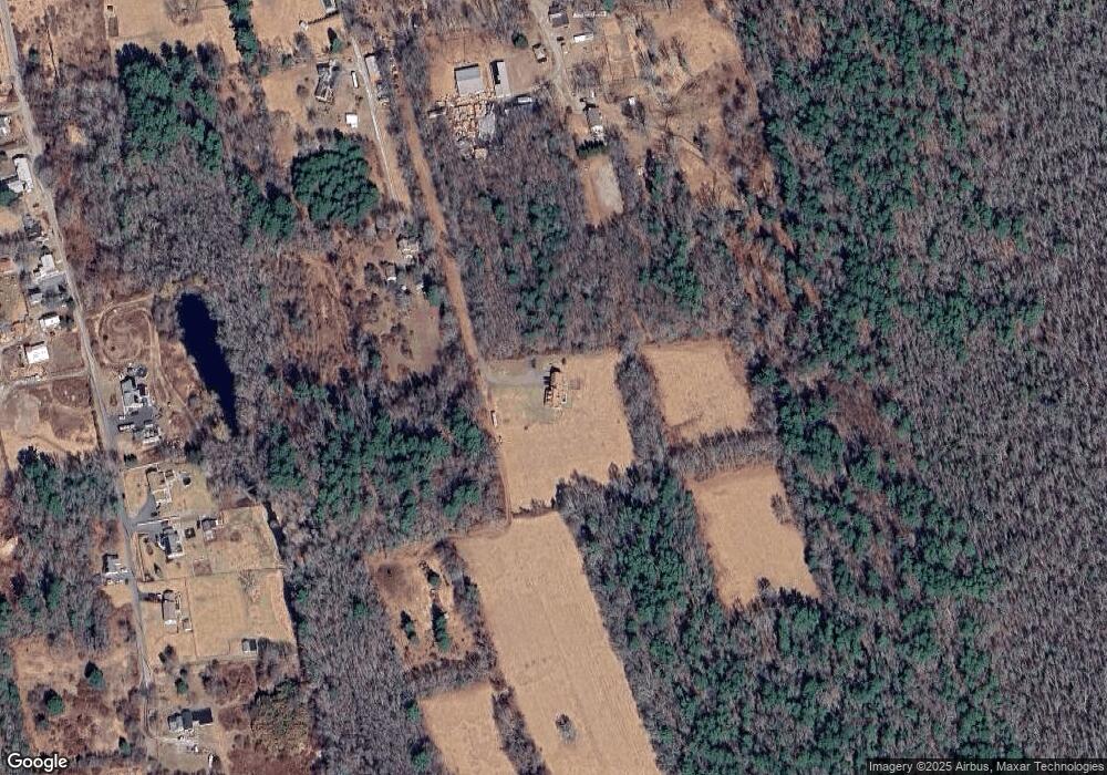 2 Robinson Rd, Rochester, MA 02770 - photo 1