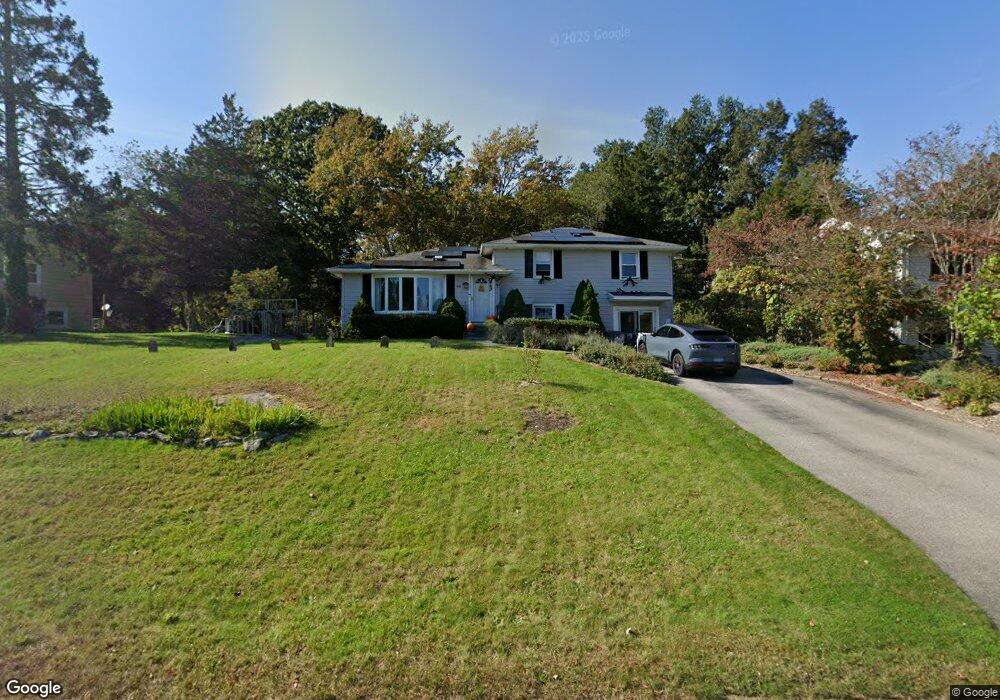 100 Sharon Rd, Mystic, CT 06355 - photo 1