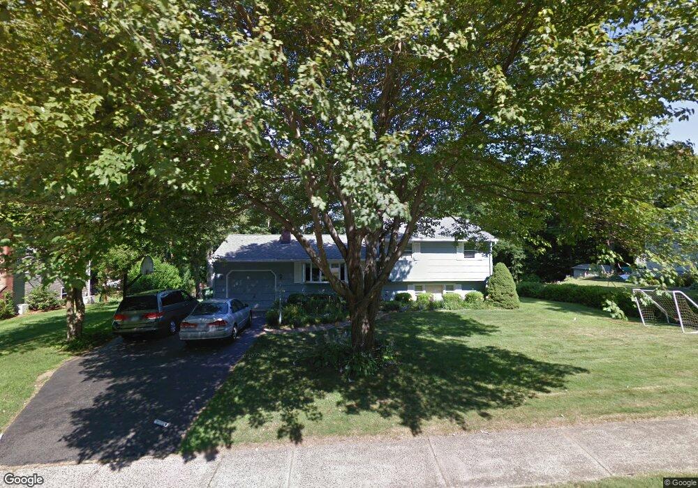 35 Eaton Dr, Wallingford, CT 06492 - photo 1