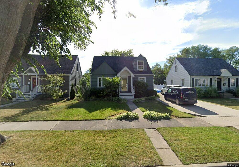 1034 S Saylor Ave, Elmhurst, IL 60126 - photo 1