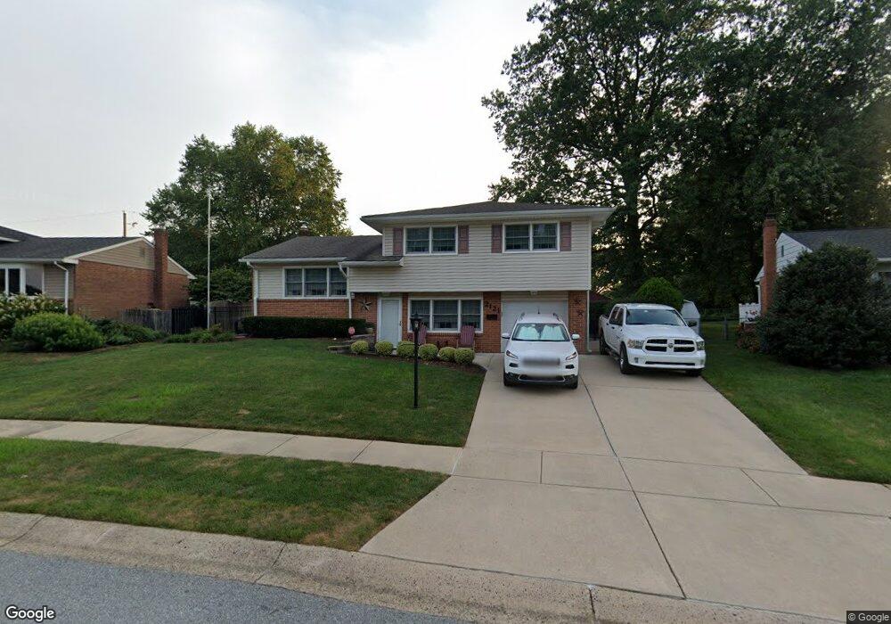 2121 Armour Dr, Wilmington, DE 19808 - photo 1