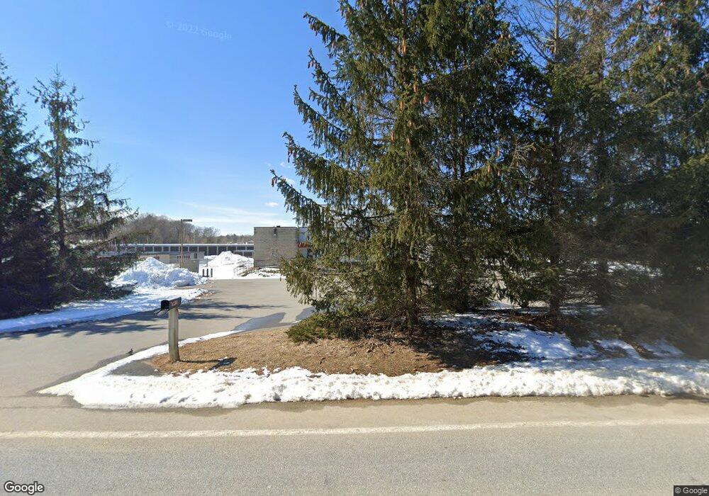 195 Perry Rd, Saratoga Springs, NY 12866 - photo 1