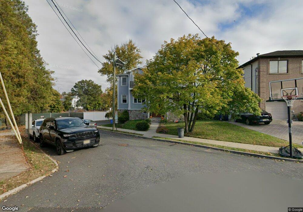 640 Freeman St, Lyndhurst, NJ 07071 - photo 1