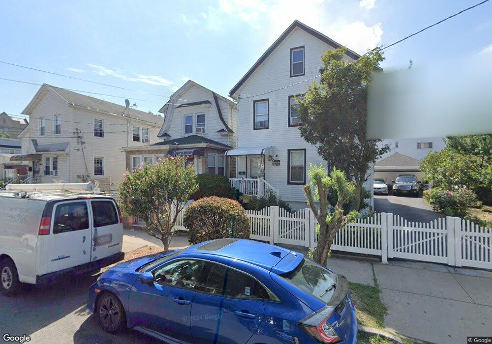 11112 91st Ave, Richmond Hill, NY 11418 - photo 1