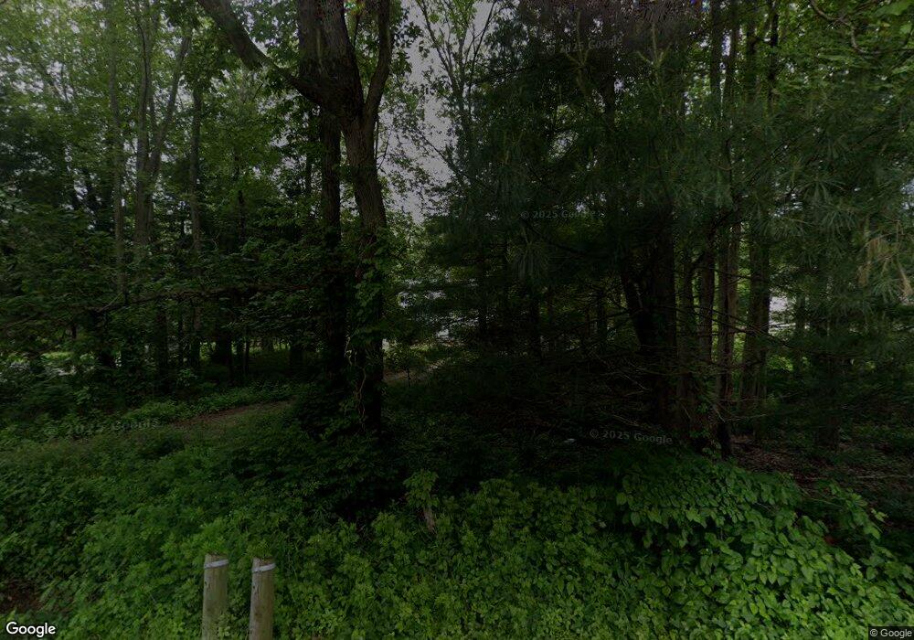 600 Dogwood Rd, Orange, CT 06477 - photo 1