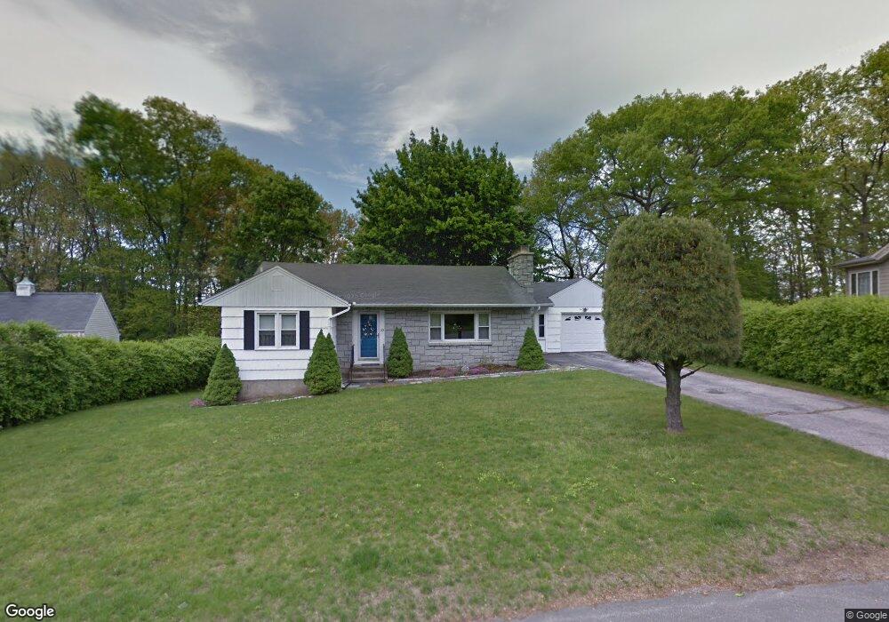 77 Glenrock Rd, Waterbury, CT 06706 - photo 1