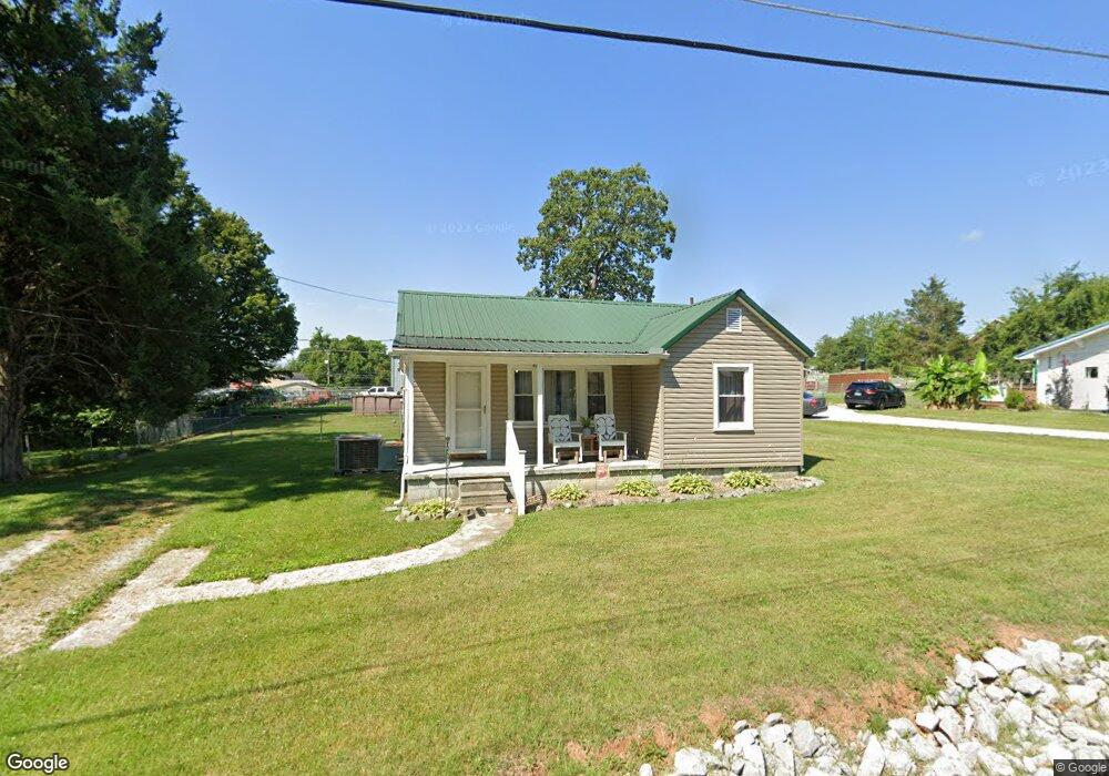 105 Gilkey Dr, Hopkinsville, KY 42240 - photo 1