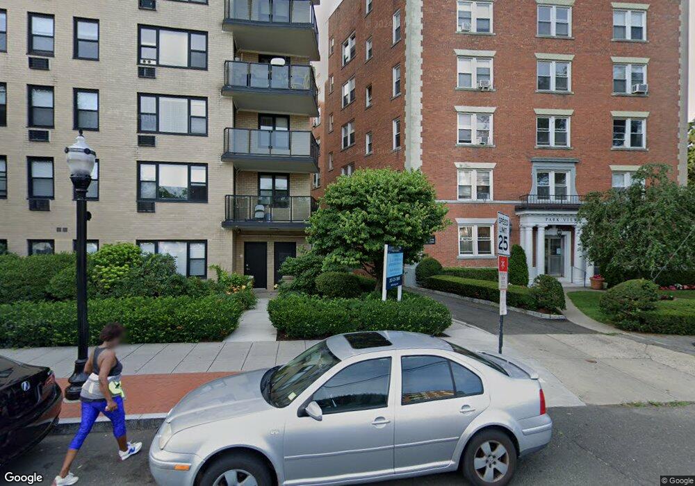 Park View unit 4, Stamford, CT 06901 - photo 1