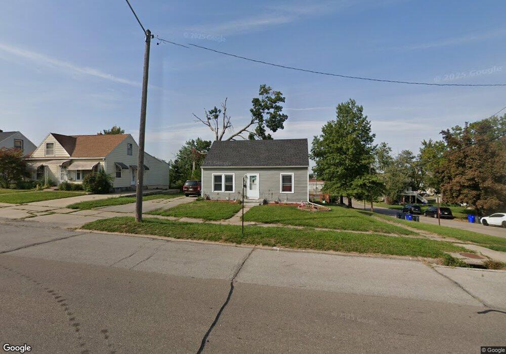 800 16th Ave SW, Cedar Rapids, IA 52404 - photo 1