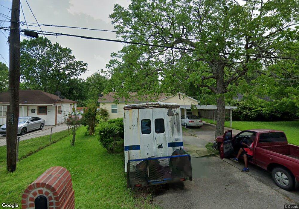 7418 W Knoll St, Houston, TX 77028 - photo 1