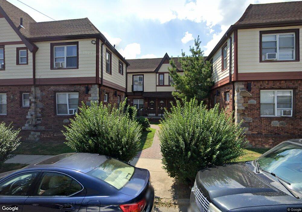 3930 214th Place unit 8A, Bayside, NY 11361 - photo 1