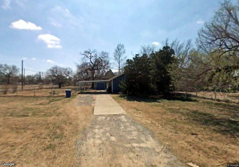 704 W Spruce Ave, Duncan, OK 73533 - photo 1