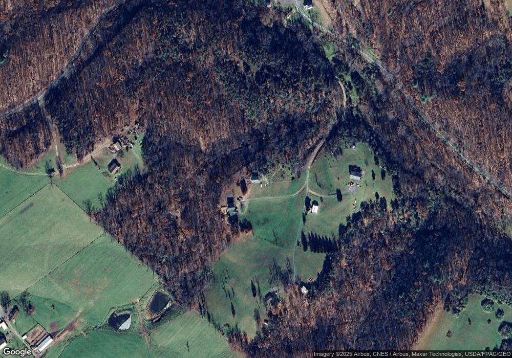 238 Sunshine Ln, Points, WV 25437 - photo 1