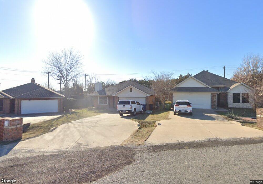 802 Rambling Ct, Granbury, TX 76049 - photo 1