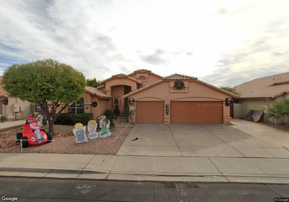 651 W Natal Cir, Mesa, AZ 85210 - photo 1
