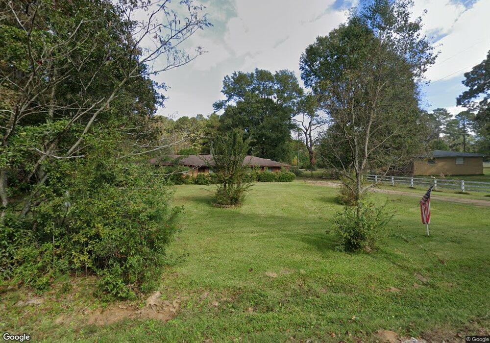 1123 Eleanor Dr, McComb, MS 39648 - photo 1