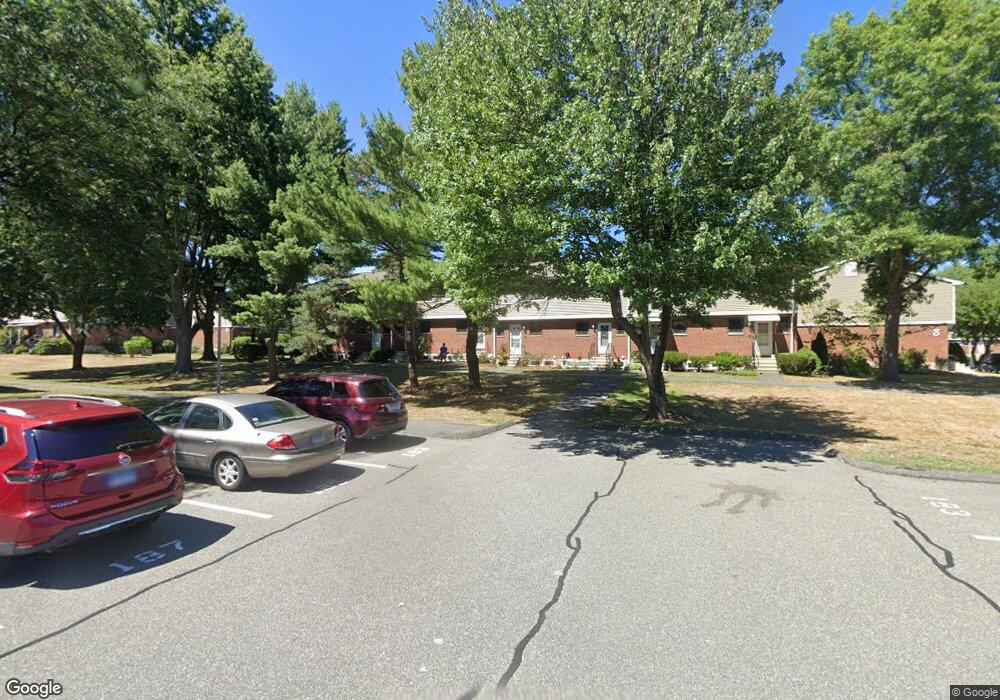 177 Hampton Ct, Newington, CT 06111 - photo 1