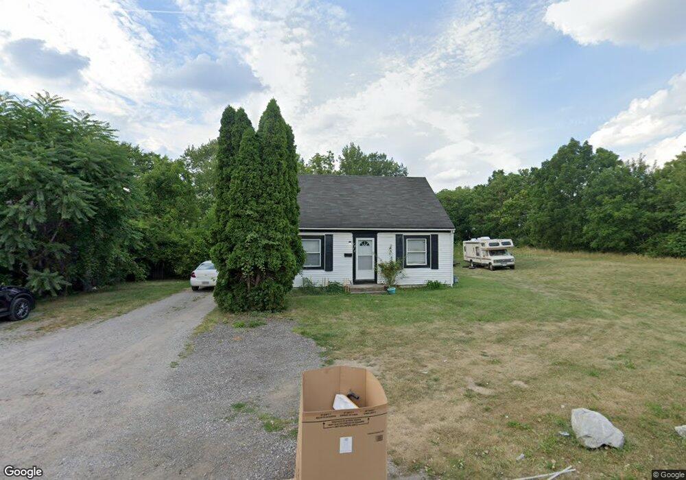 2050 Dunbar Dr, Columbus, OH 43224 - photo 1