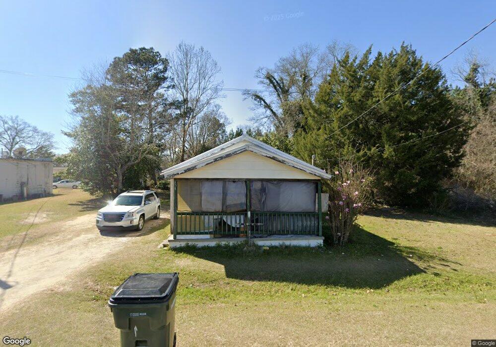 434 Hodges St, Claxton, GA 30417 - photo 1