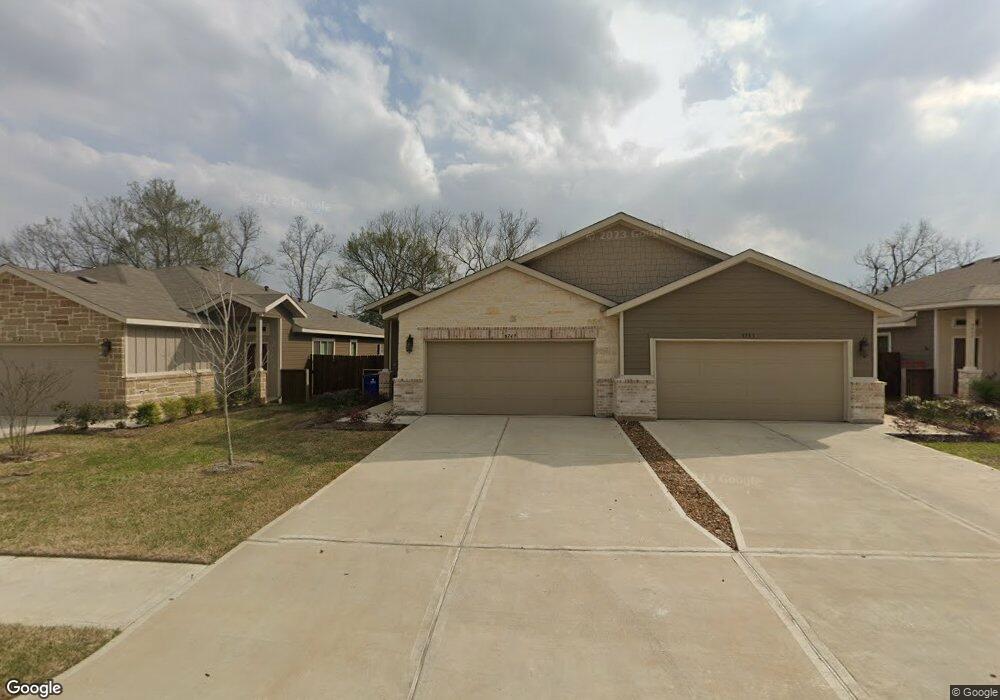 9749 Grosbeak Ln, Magnolia, TX 77354 - photo 1