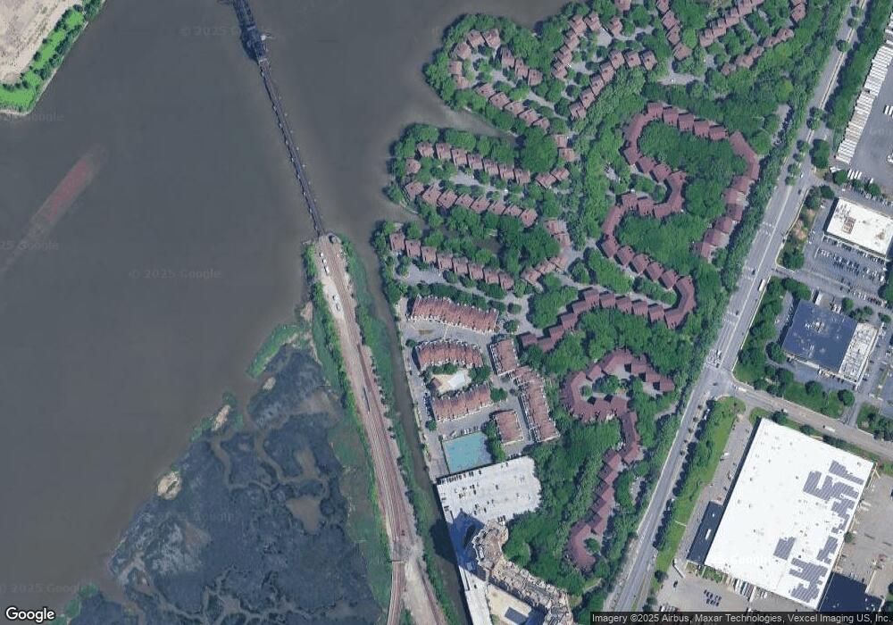 330 Sea Isle Key, Secaucus, NJ 07094 - photo 1