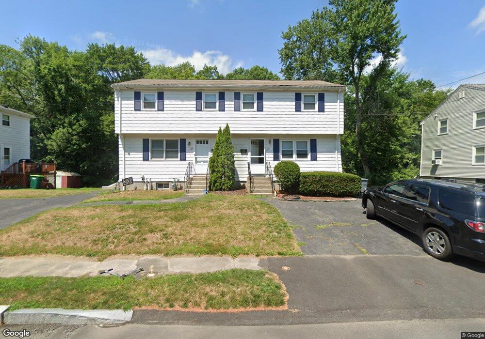 163 Maple St unit 1, Needham, MA 02492 - photo 1