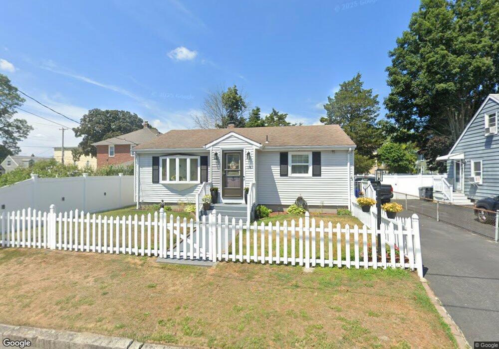 10 Cumberland St, Pawtucket, RI 02861 - photo 1