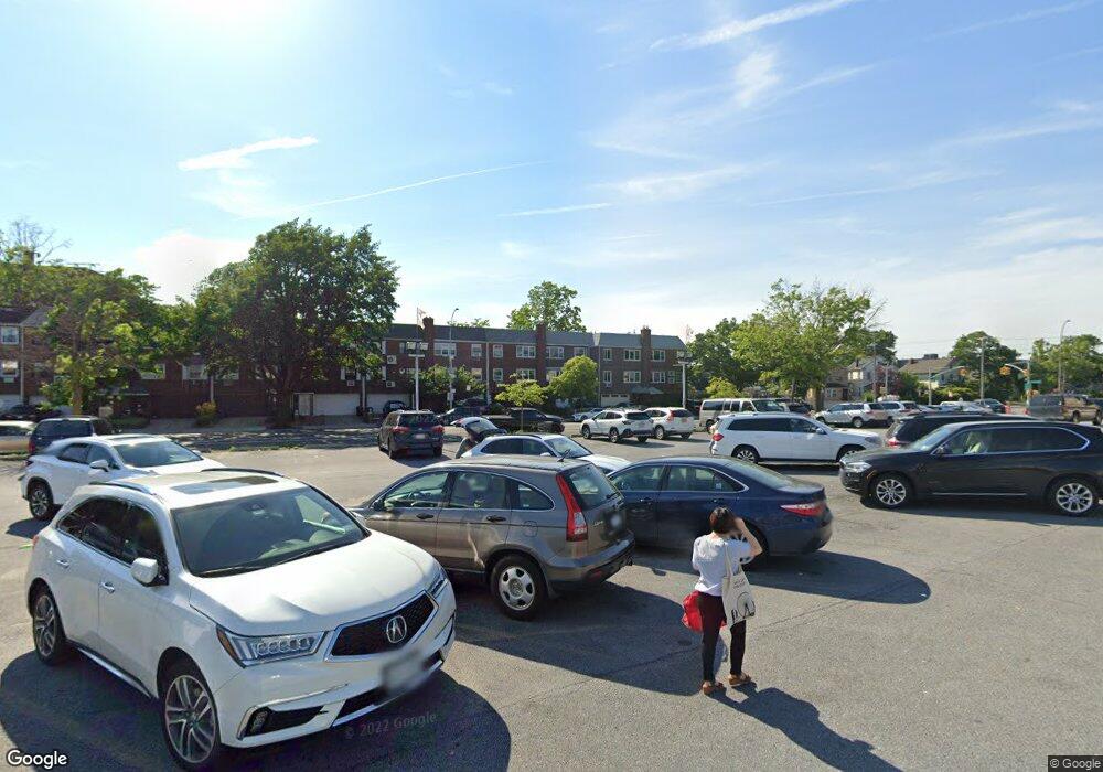 2503 Parsons Blvd unit 33B, Flushing, NY 11354 - photo 1