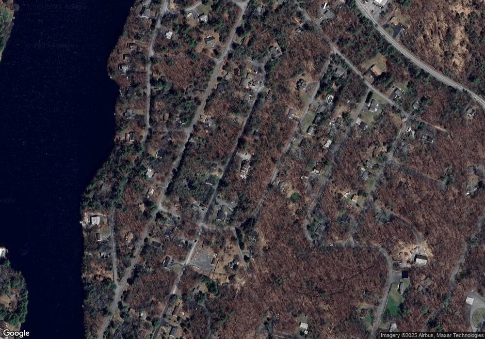 120 Arrowood Dr, Dingmans Ferry, PA 18328 - photo 1