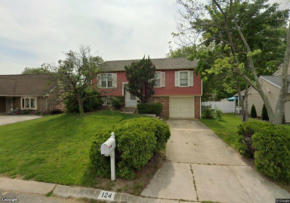 124 Merle Ln, Swedesboro, NJ 08085 - photo 1