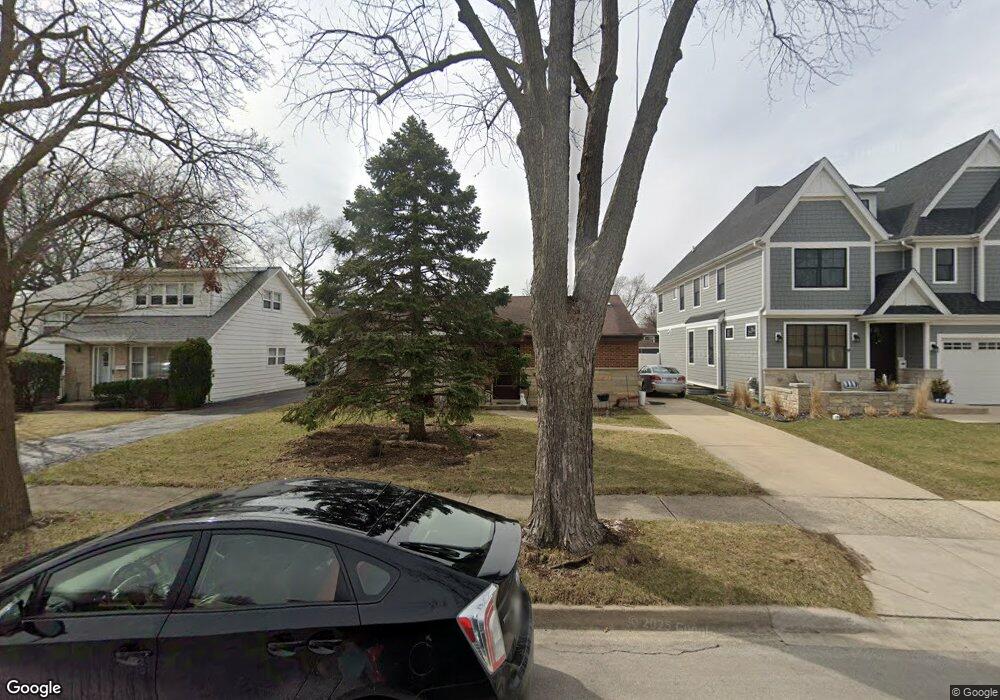 794 S Hawthorne Ave, Elmhurst, IL 60126 - photo 1