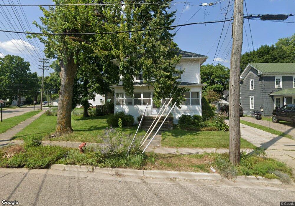 134 W Spruce St unit Lower, Marshall, MI 49068 - photo 1