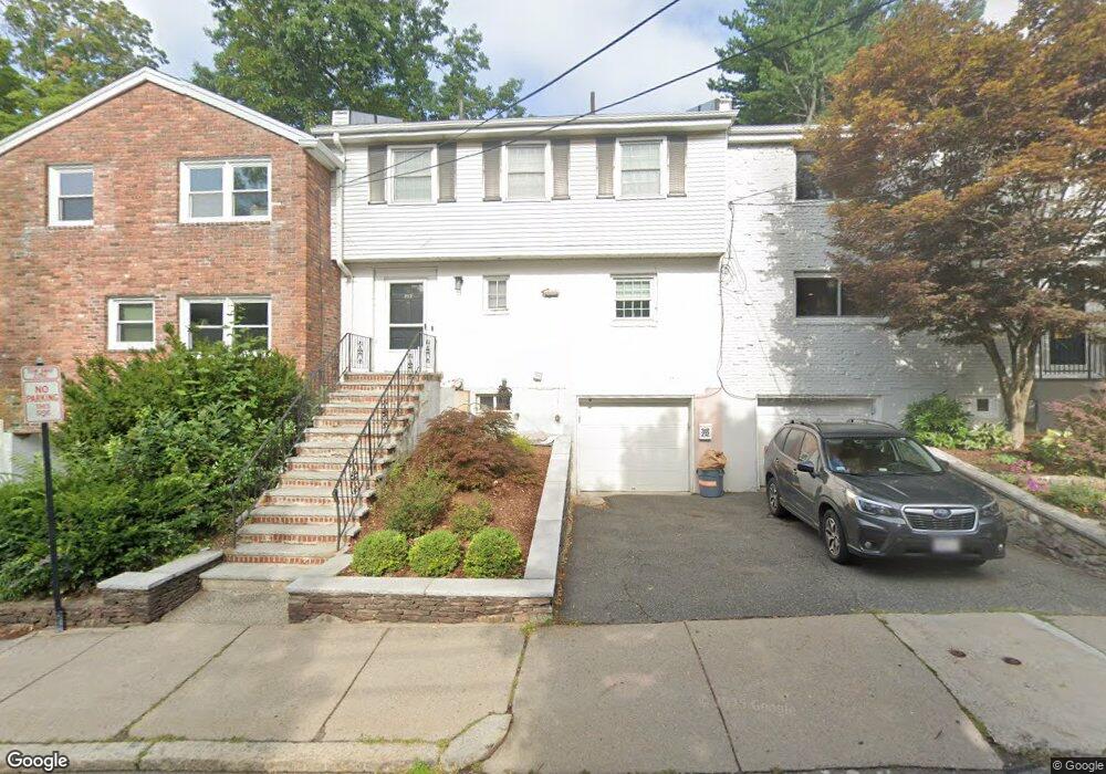 212 Kent St unit 44, Brookline, MA 02446 - photo 1