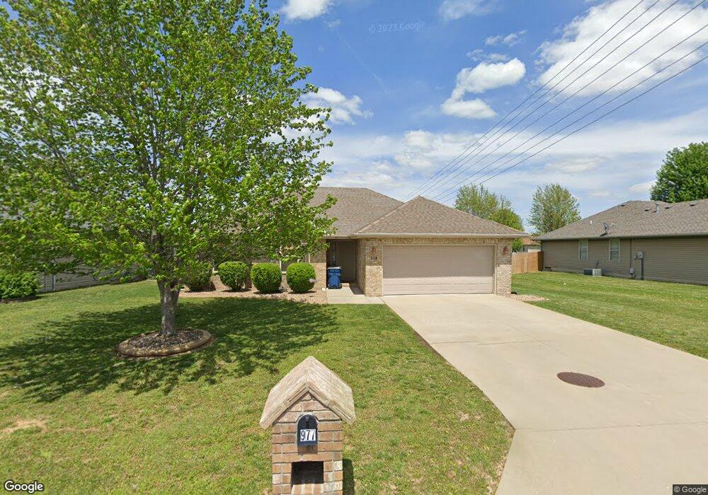 977 W Pembrook Ave, Nixa, MO 65714 - photo 1