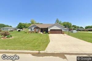 606 Davenport St, Holstein, IA 51025