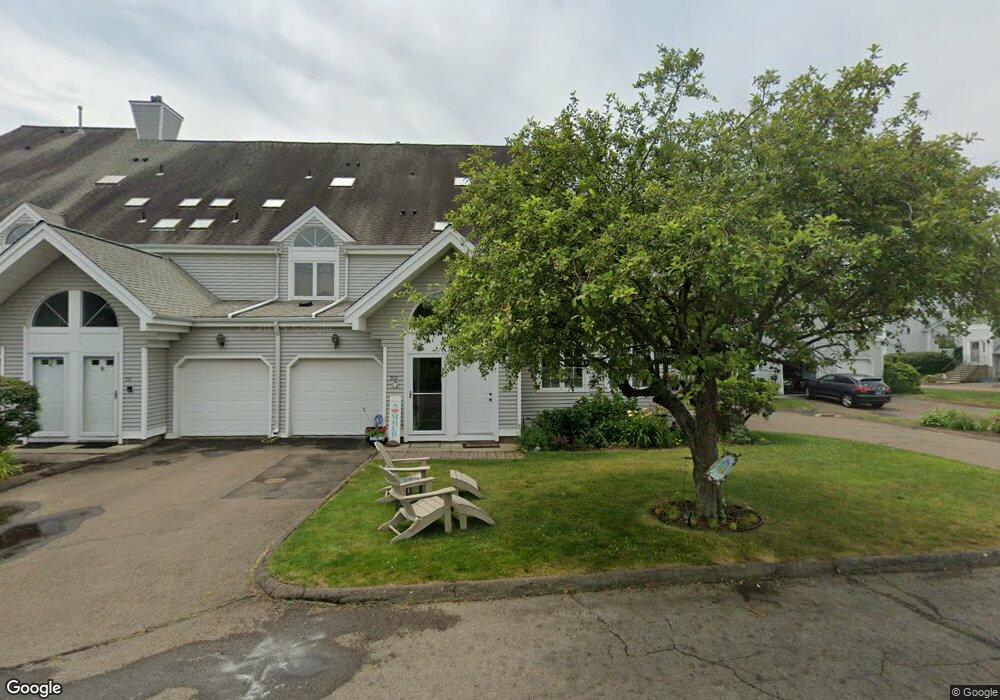 560 Silver Sands Rd unit 102, East Haven, CT 06512 - photo 1