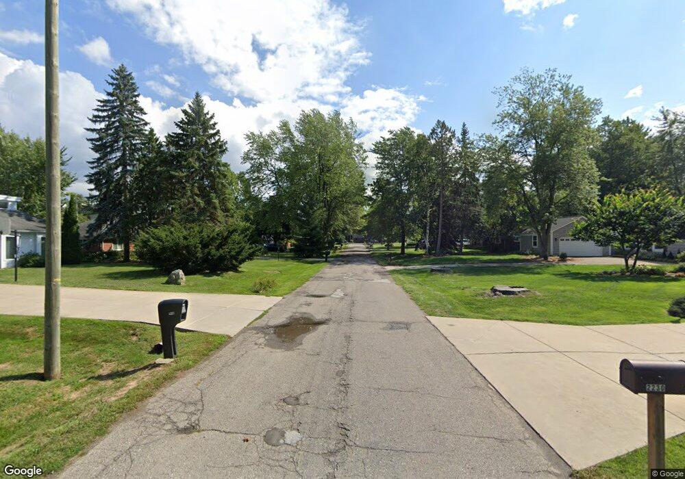 3234 Loon Lake Shore Lancaster Rd, Bloomfield Township, MI 48302 - photo 1