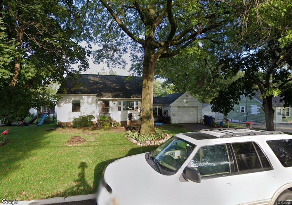 245 20th St NW, Cedar Rapids, IA 52405 - photo 1