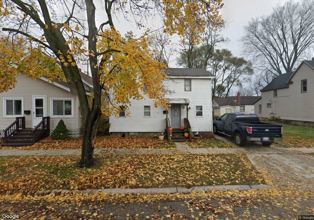 611 Division St, Port Huron, MI 48060 - photo 1