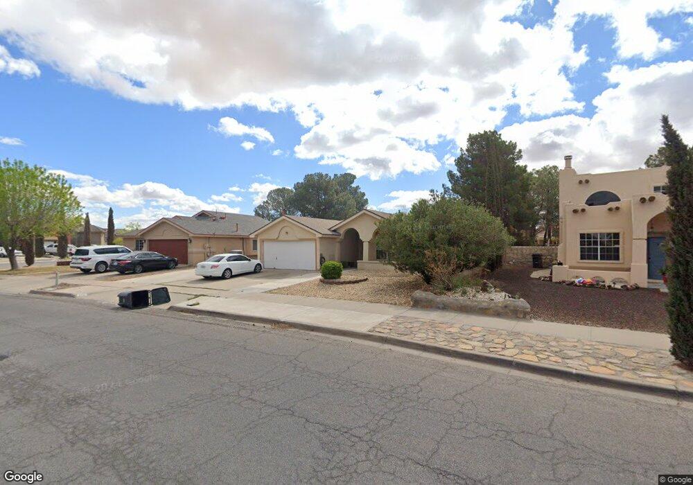 366 Roslyn Dr, Horizon City, TX 79928 - photo 1