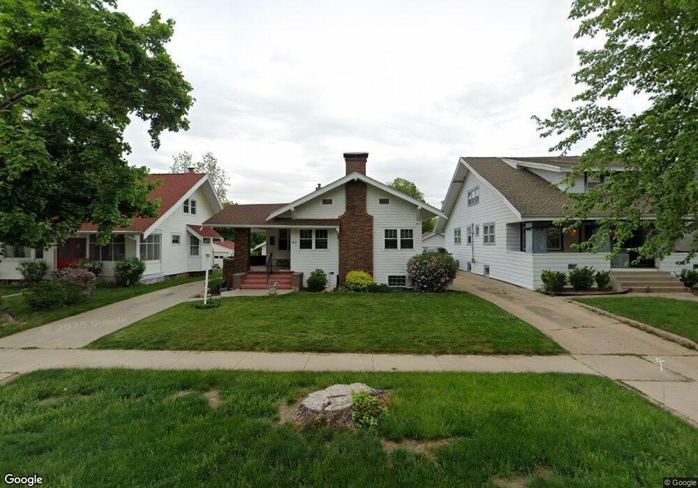 2312 Upland Dr SE, Cedar Rapids, IA 52403 - photo 1