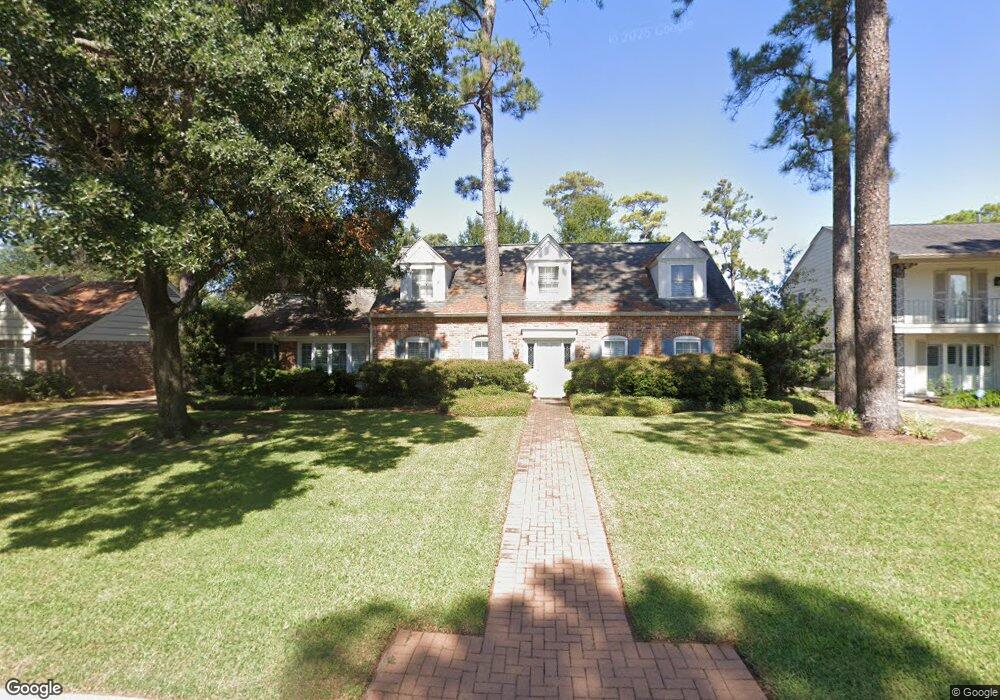 13818 Perthshire Rd, Houston, TX 77079 - photo 1