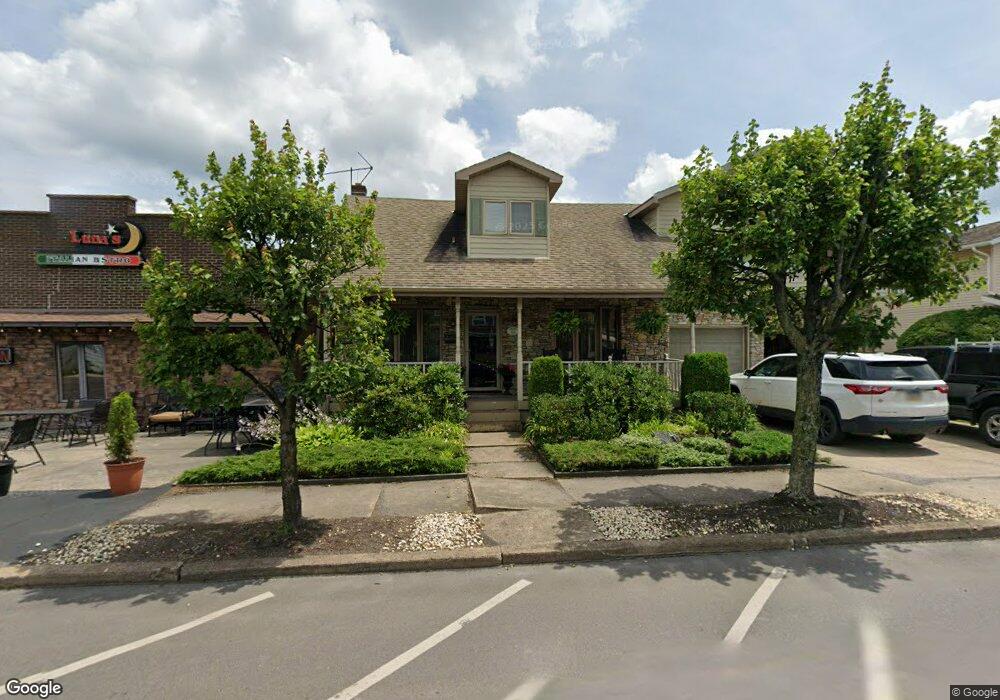 535 S Poplar St unit 537, Hazleton, PA 18201 - photo 1