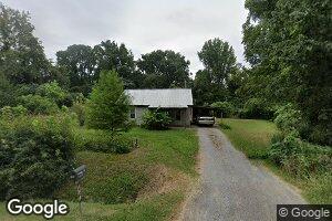 2418 S 7th St, Hickman, KY 42050