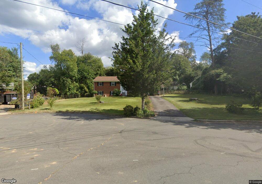 2103 Grayson Place, Falls Church, VA 22043 - photo 1